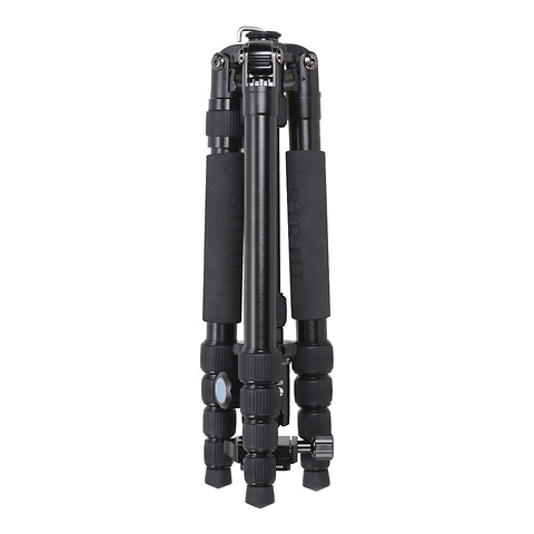 A1005 Aluminum Tripod with Y-10 Ball Head Image 3