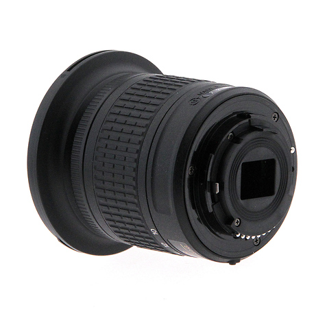 AF-P DX NIKKOR 10-20mm f/4.5-5.6G VR Lens (Open Box) Image 3