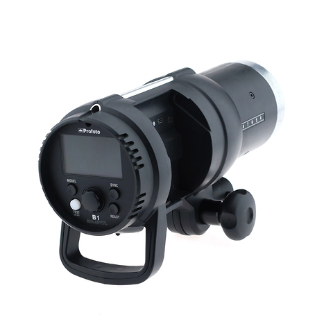B1 500 AirTTL Battery-Powered Flash (Battery NOT included) Image 1