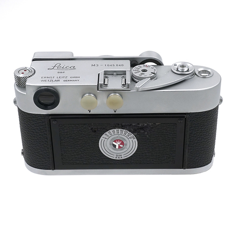 M3 Single Stroke Film Rangefinder Camera with 50mm f/2.0 Summicron Dual Range Lens Chrome - Pre-Owned Image 3