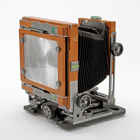 Chamonix N-2 4x5 Field Camera Pre Owned

Kit 
Includes Schneider 150mm f5.6 Symmar,
Pelican case and 5 film holders. Image 5