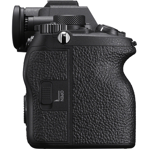 Alpha a7 IV Mirrorless Digital Camera Body Image 5