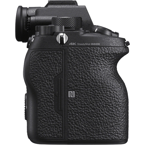 Alpha a9 II Mirrorless Digital Camera Body with FE 85mm f/1.8 Lens Image 3