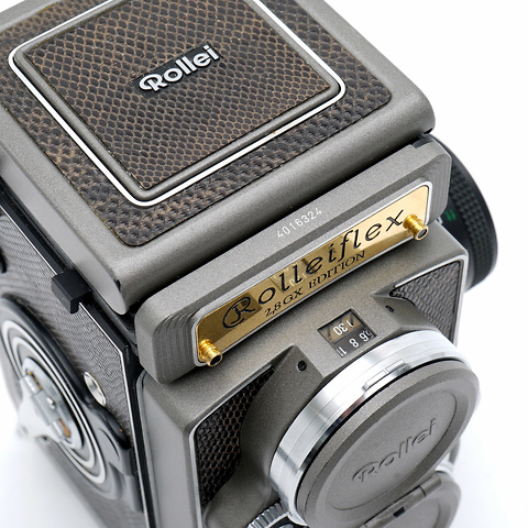 Rolleiflex 2.8 GX Edition 60 Year Gold Plate - Pre-Owned Image 7