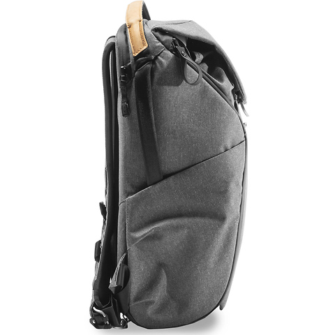 Everyday Backpack v2 (20L, Charcoal) Image 3