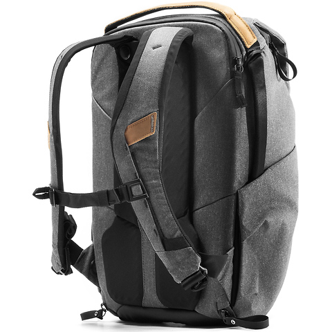 Everyday Backpack v2 (20L, Charcoal) Image 2