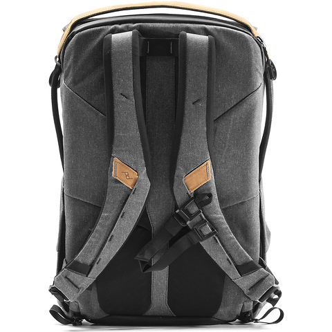 Everyday Backpack v2 (30L, Charcoal) Image 3