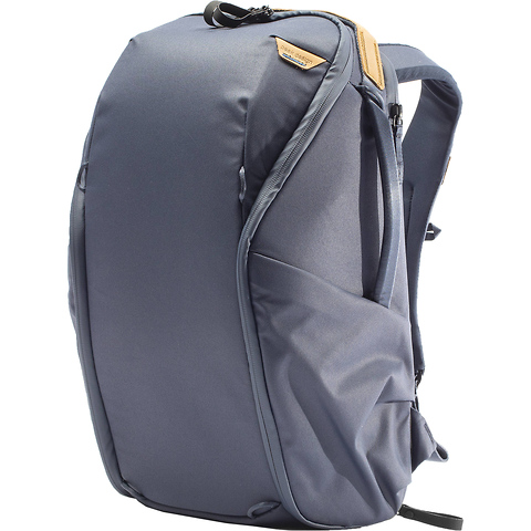 Everyday Backpack Zip (20L, Midnight) Image 0