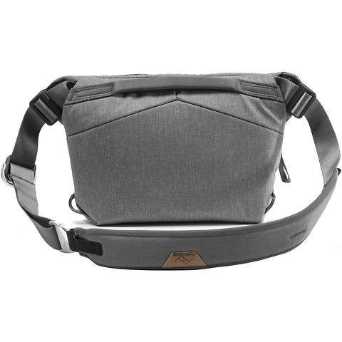 Everyday Sling v2 (3L, Ash) Image 2