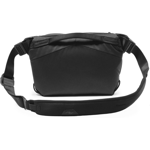 Everyday Sling v2 (3L, Black) Image 2