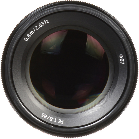 FE 85mm f/1.8 Lens Image 3