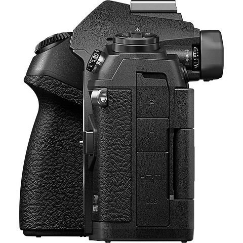 OM-D E-M1 Mark III Mirrorless Micro Four Thirds Digital Camera Body (Black) Image 1