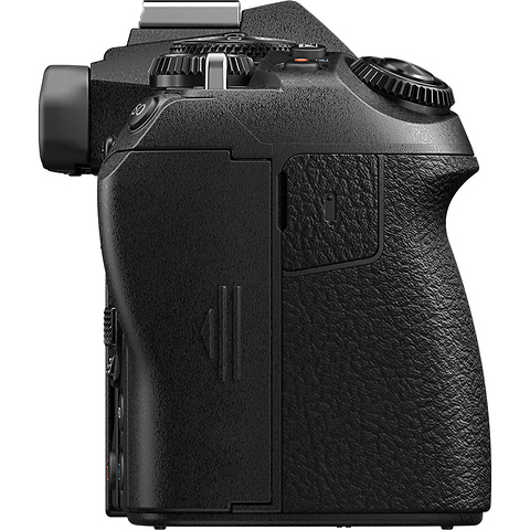 OM-D E-M1 Mark III Mirrorless Micro Four Thirds Digital Camera Body (Black) Image 2