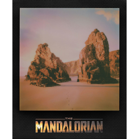 Color i-Type Instant Film (The Mandalorian Edition, 8 Exposures) Image 5