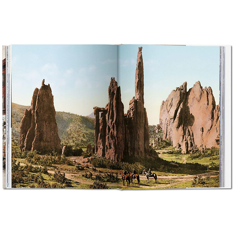 America 1900 (Multilingual Edition) - Hardcover Book Image 4