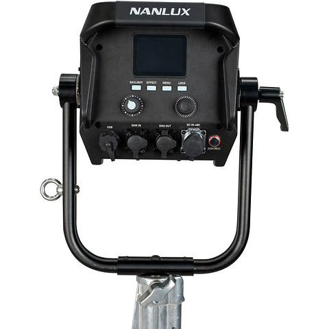 Evoke 1200 LED Light Image 5