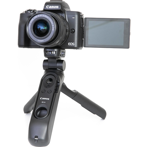 EOS M50 Mark II Mirrorless Digital Camera with 15-45mm Lens Content Creator Kit Image 2