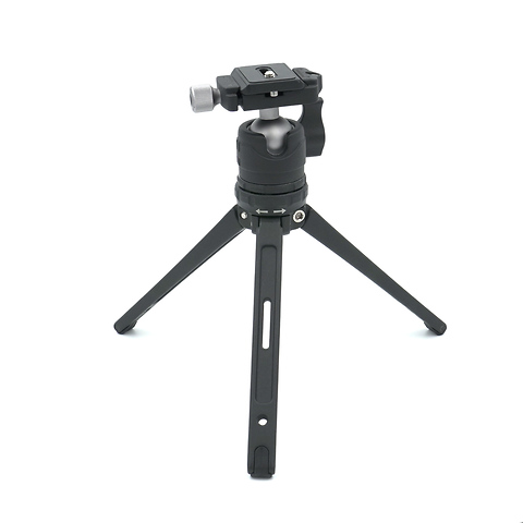 Tabletop Tripod kit with Quick Release Plate - Pre-Owned Image 0