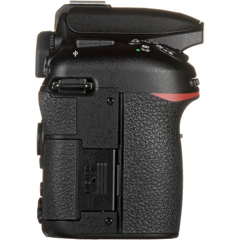 D7500 Digital SLR Camera with 18-55mm and 70-300mm Lenses Image 4