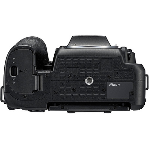 D7500 Digital SLR Camera with 18-55mm and 70-300mm Lenses Image 2
