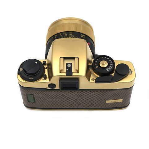 R4 Body with 50mm f/1.4 Summilux-R Lens GOLD Kit - Pre-Owned Image 3
