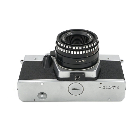 Pentacon Praktica Body with 50mm f/2.8 Lens Chrome - Pre-Owned Image 2