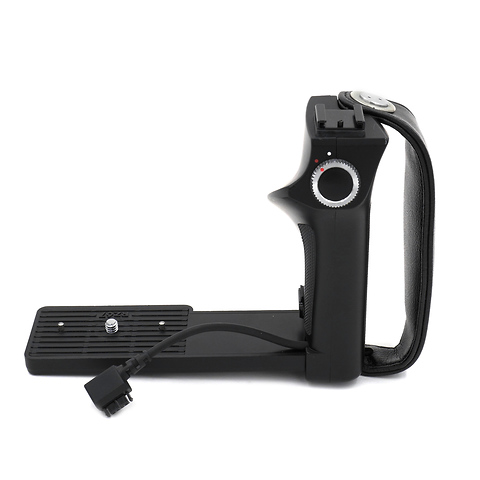 RZ Electronic grip RZ67 Flash Bracket - Pre-Owned Image 0