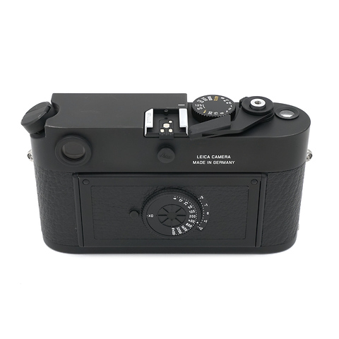 M7 0.72 Film Camera Body Black  - Pre-Owned Image 1