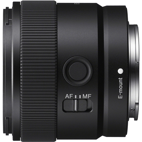 E 11mm f/1.8 Lens Image 2