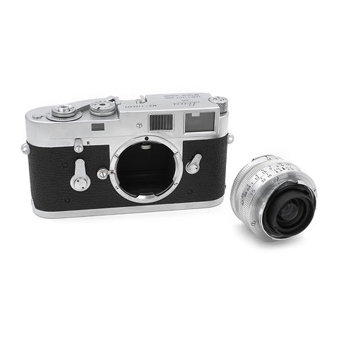 M2 Body with Carl Zeiss Biogon 35mm f/2.8 T* Lens Chrome - Pre-Owned Image 2
