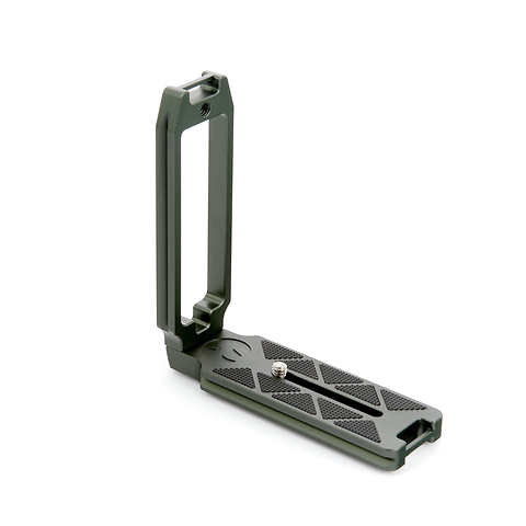 Universal L Bracket Green - Pre-Owned Image 0