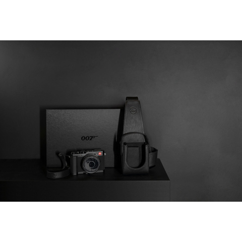 D-LUX 7 007 Edition Digital Camera Image 4