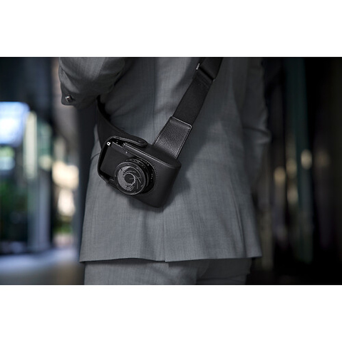 D-LUX 7 007 Edition Digital Camera Image 6