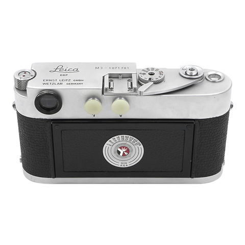 M3 Film Body Single Stroke with Summicron 50mm f/2.0 Lens Kit Chrome - Pre-Owned Image 1