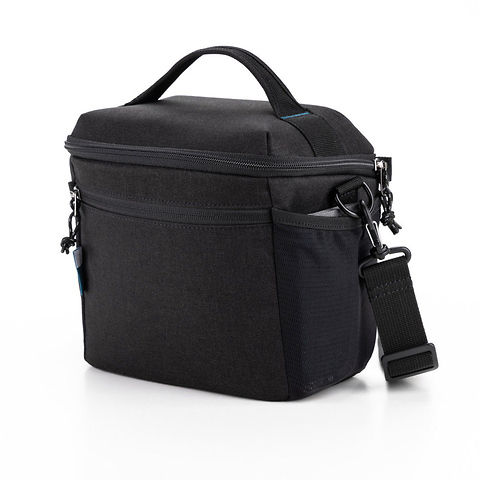 Skyline V2 8 Shoulder Bag (Black) Image 1