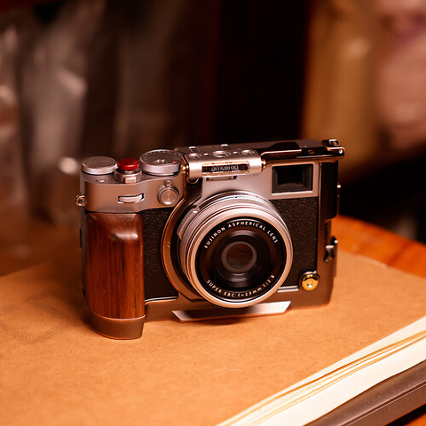 Retro Cage for Fujifilm X100VI Image 4