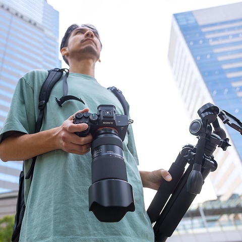 50-300mm f/4.5-6.3 Di III VC VXD for Sony E Image 9