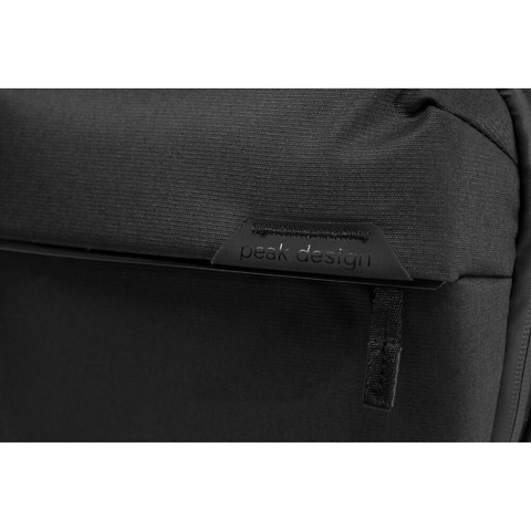 Everyday Sling (Black, 6L) Image 4