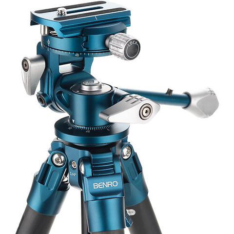 SuperSlim Aluminum Series 0 Tripod with PHVF2 Flip Head Image 8