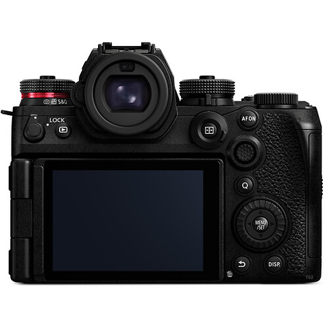 Lumix S1 II Mirrorless Digital Camera with 24-105mm f/4 Lens Image 9