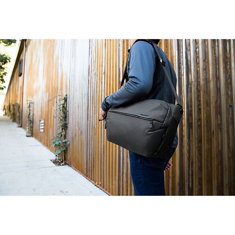 Everyday Sling (Black, 10L) Image 5