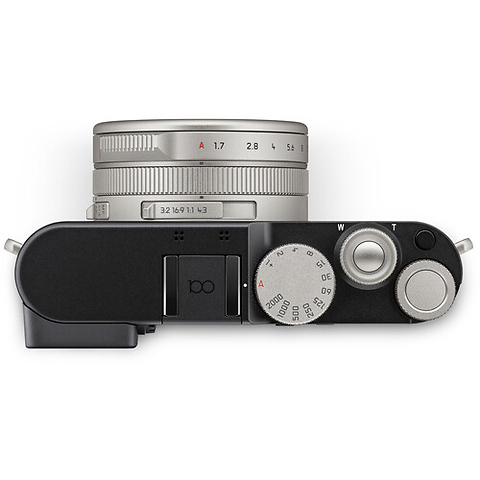 D-Lux 8 Digital Camera (100 Years of Leica Limited Edition) Image 4