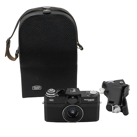 Ikon Hologon Ultrawide Camera w/Hologon 15mm f/8 Lens , Grip & Case - Pre-Owned Image 0