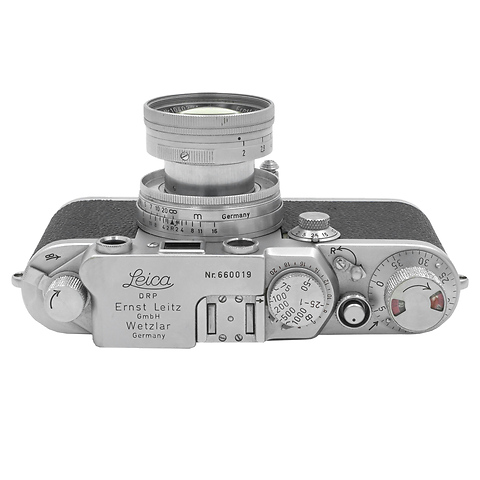 IIIF Red Dial with Summicron 5cm f/2 Collapsible Lens Kit Chrome - Pre-Owned Image 1