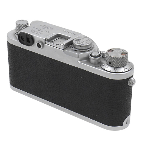 IIIF Red Dial with Summicron 5cm f/2 Collapsible Lens Kit Chrome - Pre-Owned Image 2