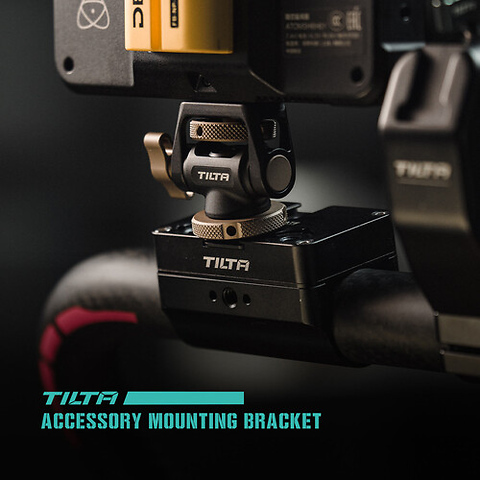 Accessory Mounting Bracket (Dual 1/4 in.-20 with Locating Pins) Image 6