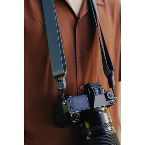 Slide Lite Camera Strap (Ocean) Image 7