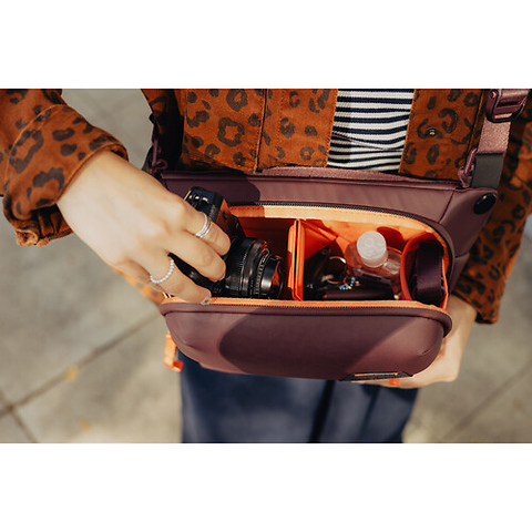 Everyday Sling (Eclipse, 3L) Image 4