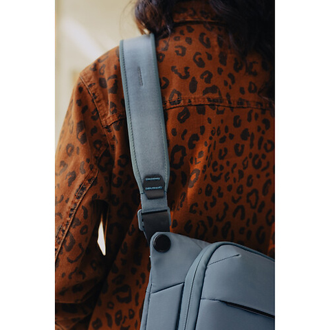 Everyday Sling (Ocean, 3L) Image 8