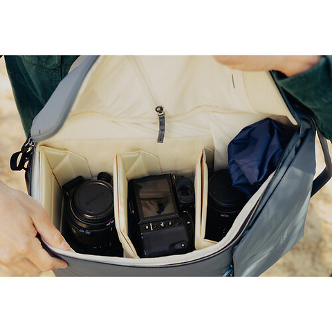 Everyday Backpack (Ocean, 30L) Image 3